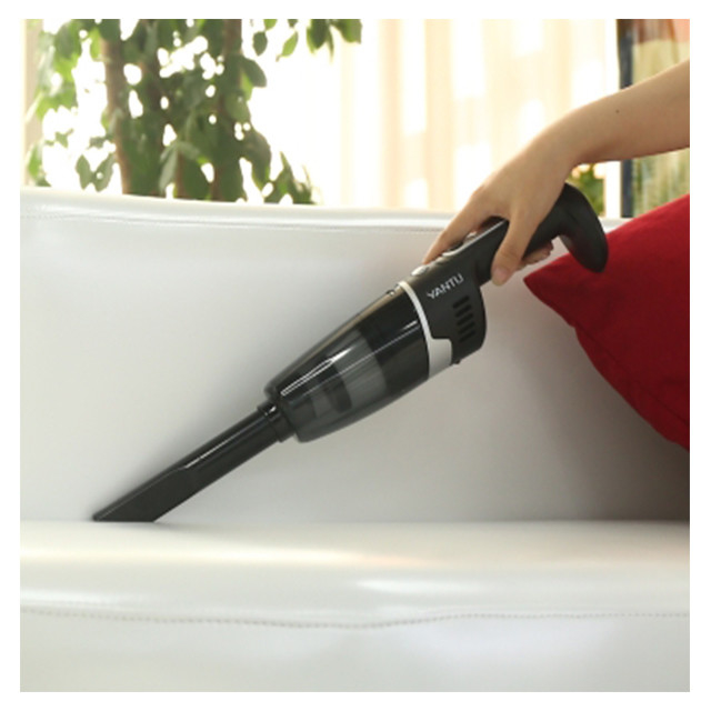 Powerful Car Vacuum Cleaner for Wet and Dry Cleaning 35*7.4*7.6cm Output Voltage 8V